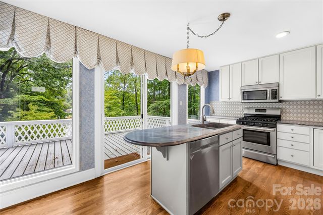 114 Forest Cove Lane, Mooresville, NC 28117