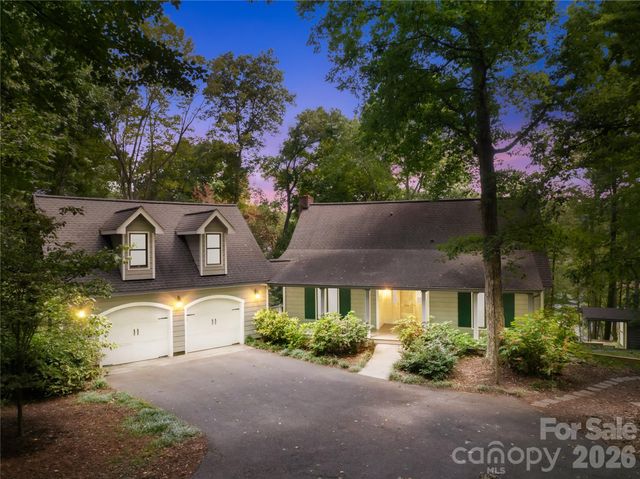 114 Forest Cove Lane, Mooresville, NC 28117