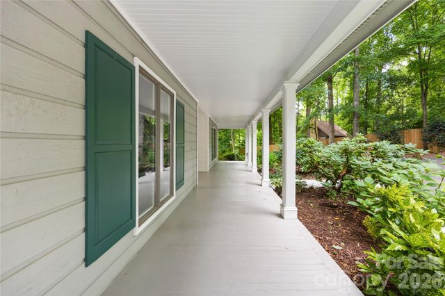 114 Forest Cove Lane, Mooresville, NC 28117