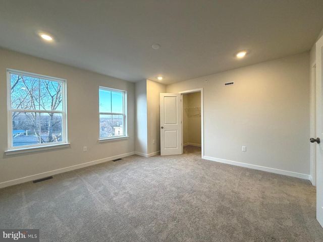 105 ABRAMO VICTOR DR, Downingtown, PA 19335