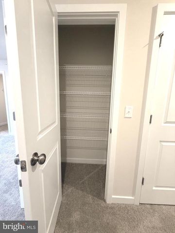 105 ABRAMO VICTOR DR, Downingtown, PA 19335