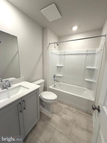 105 ABRAMO VICTOR DR, Downingtown, PA 19335