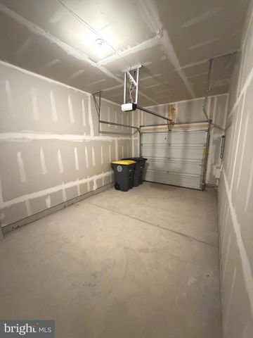 105 ABRAMO VICTOR DR, Downingtown, PA 19335