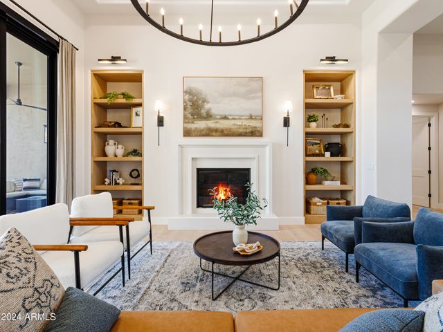 12077 E Laurel Lane, Scottsdale, AZ 85259