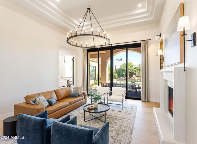 12077 E Laurel Lane, Scottsdale, AZ 85259