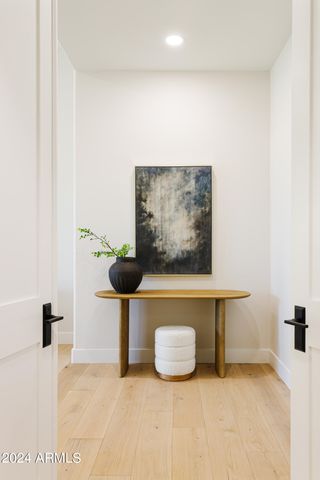 12077 E Laurel Lane, Scottsdale, AZ 85259