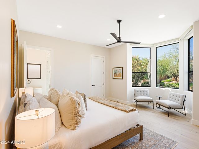 12077 E Laurel Lane, Scottsdale, AZ 85259