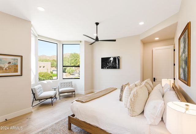 12077 E Laurel Lane, Scottsdale, AZ 85259