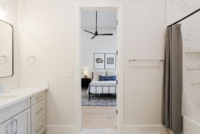 12077 E Laurel Lane, Scottsdale, AZ 85259