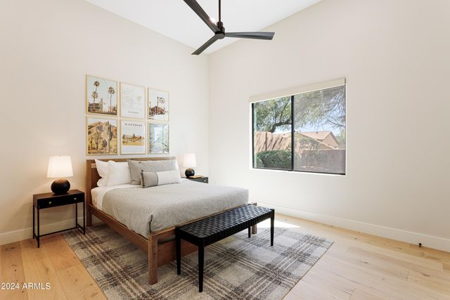 12077 E Laurel Lane, Scottsdale, AZ 85259