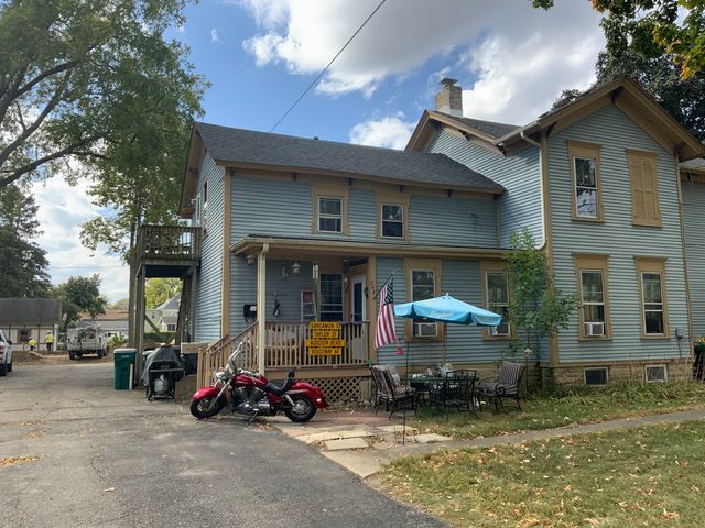 404 S Batavia Avenue, Batavia, IL 60510