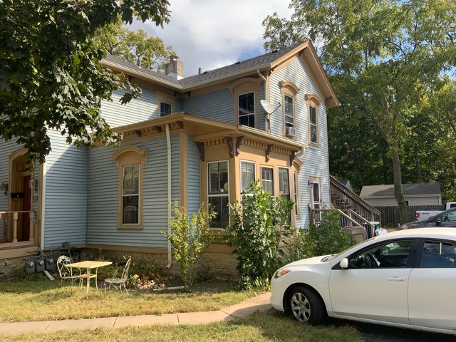 404 S Batavia Avenue, Batavia, IL 60510