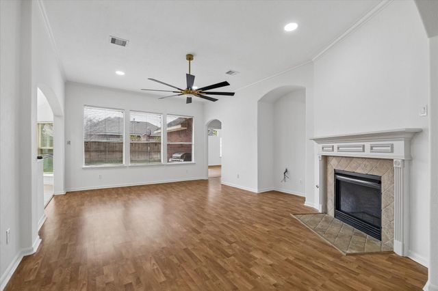 6606 Ivy Heath Lane, Houston, TX 77041