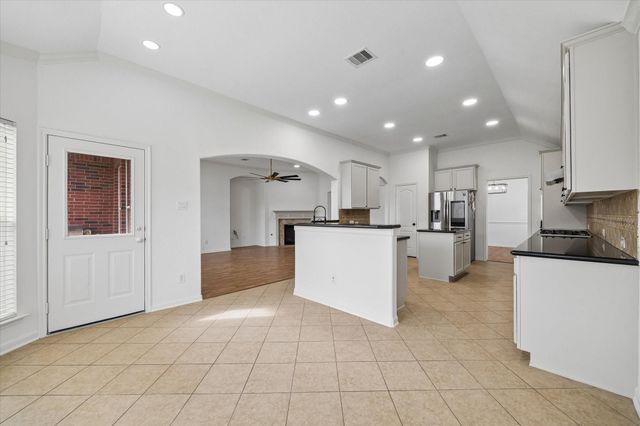 6606 Ivy Heath Lane, Houston, TX 77041