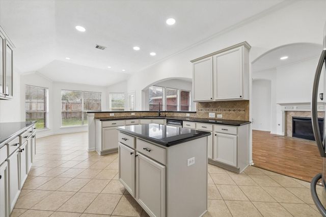 6606 Ivy Heath Lane, Houston, TX 77041