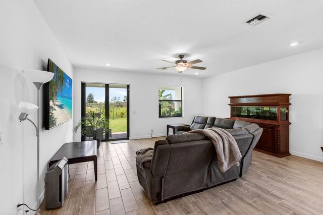 1136 Tangled Orchard Trace, Loxahatchee, FL 33470