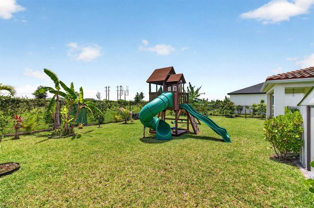 1136 Tangled Orchard Trace, Loxahatchee, FL 33470