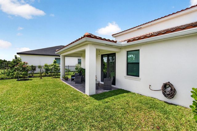 1136 Tangled Orchard Trace, Loxahatchee, FL 33470