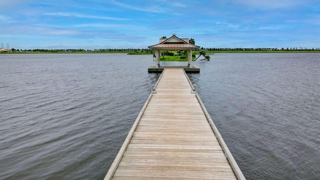 1136 Tangled Orchard Trace, Loxahatchee, FL 33470