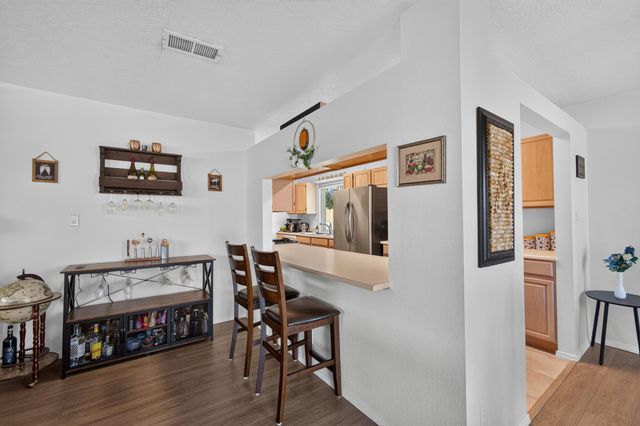 5409 Colleens Way NE, Albuquerque, NM 87111