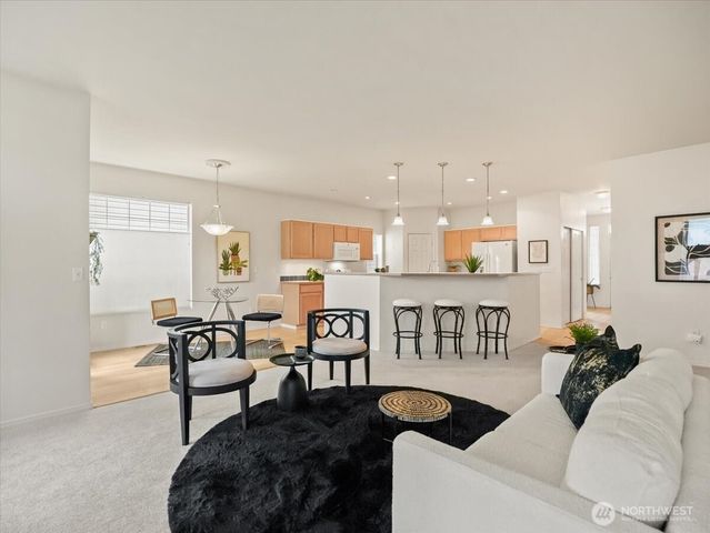 7402 143rd Avenue Ct E, Sumner, WA 98390