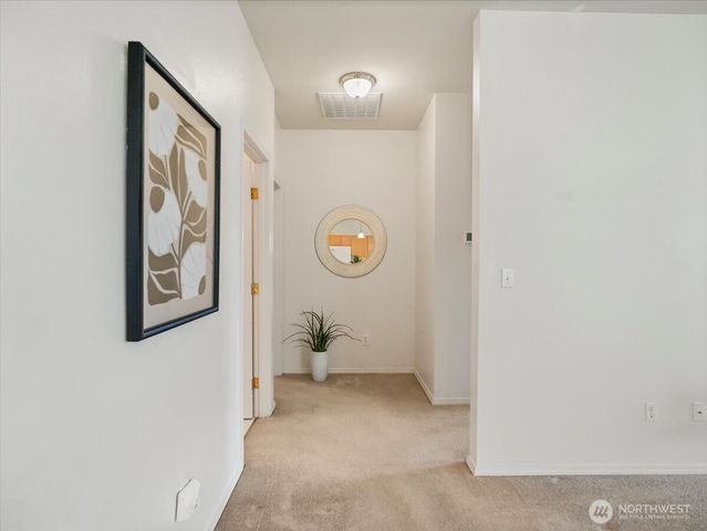 7402 143rd Avenue Ct E, Sumner, WA 98390