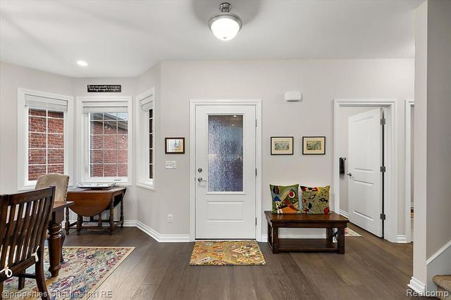 9834 Nature Valley Drive, Brighton, MI 48114