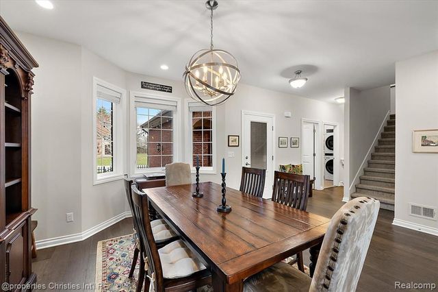 9834 Nature Valley Drive, Brighton, MI 48114