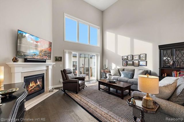 9834 Nature Valley Drive, Brighton, MI 48114