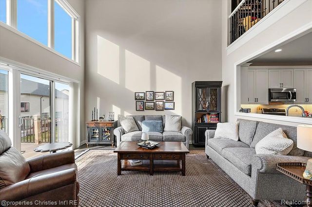 9834 Nature Valley Drive, Brighton, MI 48114