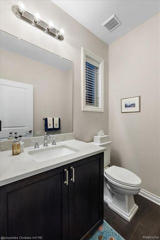 9834 Nature Valley Drive, Brighton, MI 48114