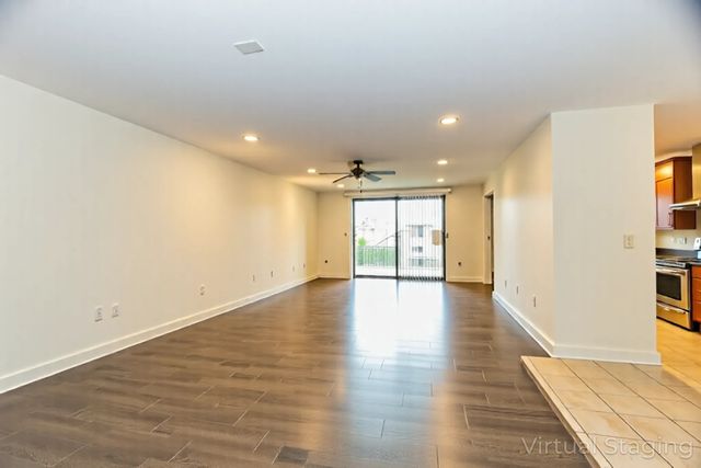 9201 Drake Avenue 101S, Evanston, IL 60203