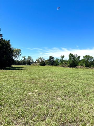 2654 County Road 329, Lincoln, TX 78948