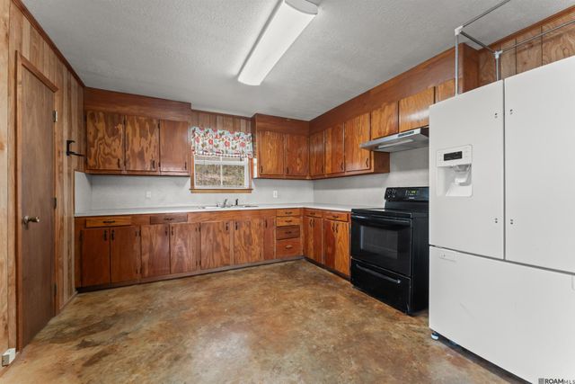 804 Lemon B Rd, Slaughter, LA 70730