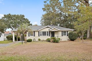 934 Yorktown Drive, Charleston, SC 29412