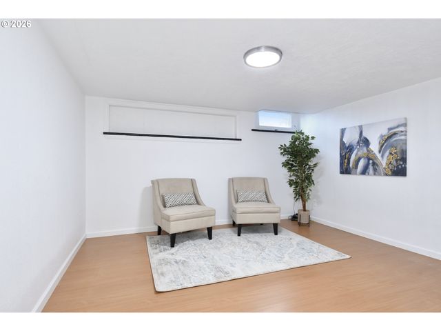8411 Se BROOKLYN St, Portland, OR 97266