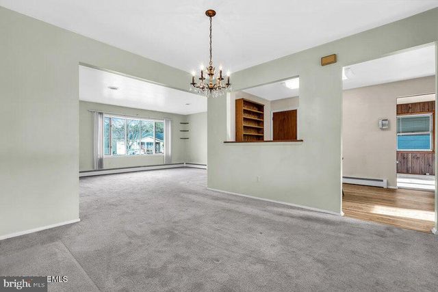 50 OAKFIELD RD, Toms River, NJ 08757