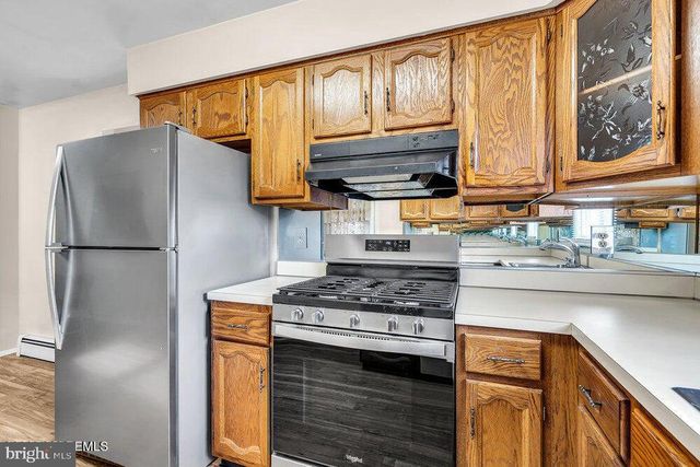 50 OAKFIELD RD, Toms River, NJ 08757