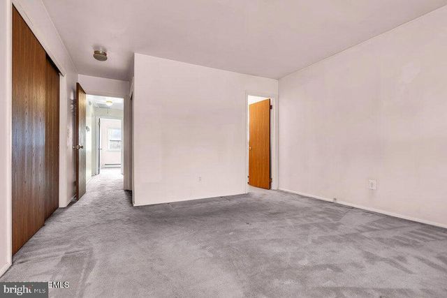 50 OAKFIELD RD, Toms River, NJ 08757