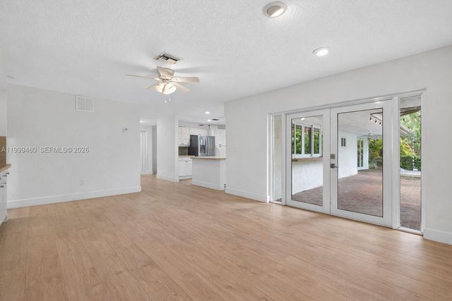 8400 SW 178th Street, Palmetto Bay, FL 33157