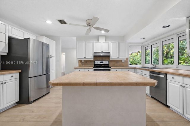 8400 SW 178th Street, Palmetto Bay, FL 33157