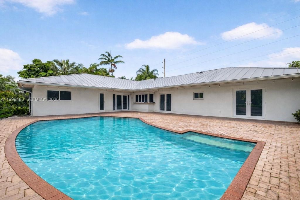 8400 SW 178th Street, Palmetto Bay, FL 33157