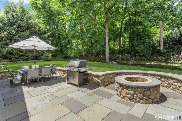 51 Horton Lane, New Canaan, CT 06840