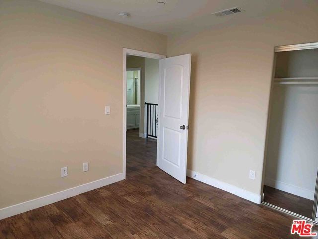 1334 W 62, Los Angeles, CA 90044