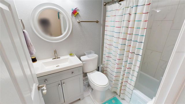 531 LAKEMONT AVENUE NW, Port Charlotte, FL 33952