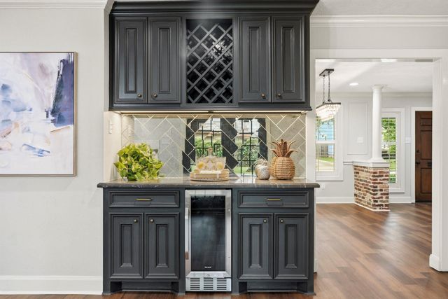 4407 Rosebay Drive, Houston, TX 77018