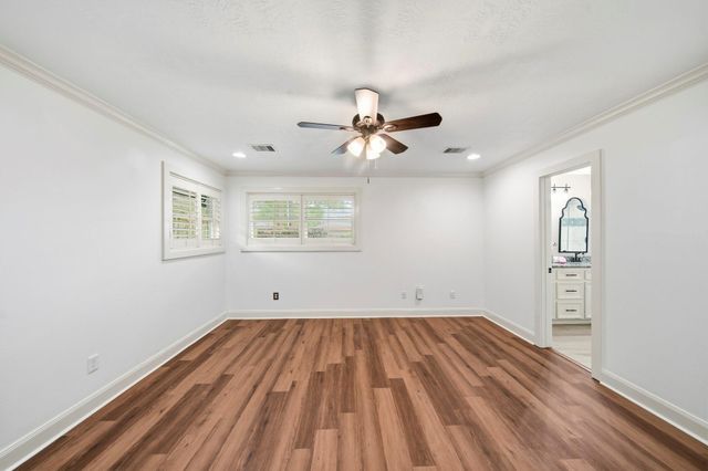 4407 Rosebay Drive, Houston, TX 77018