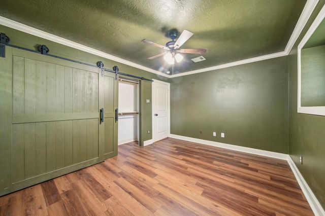 4407 Rosebay Drive, Houston, TX 77018