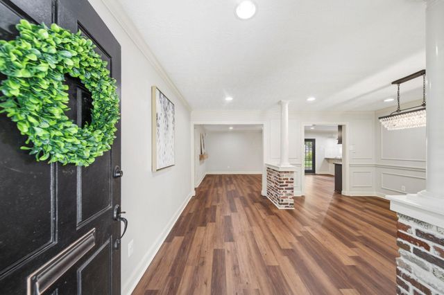 4407 Rosebay Drive, Houston, TX 77018