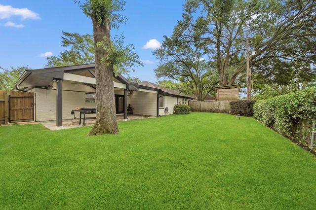 4407 Rosebay Drive, Houston, TX 77018
